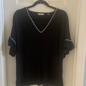 Max Studio Black V-Neck Top with Ruffle Sleeves